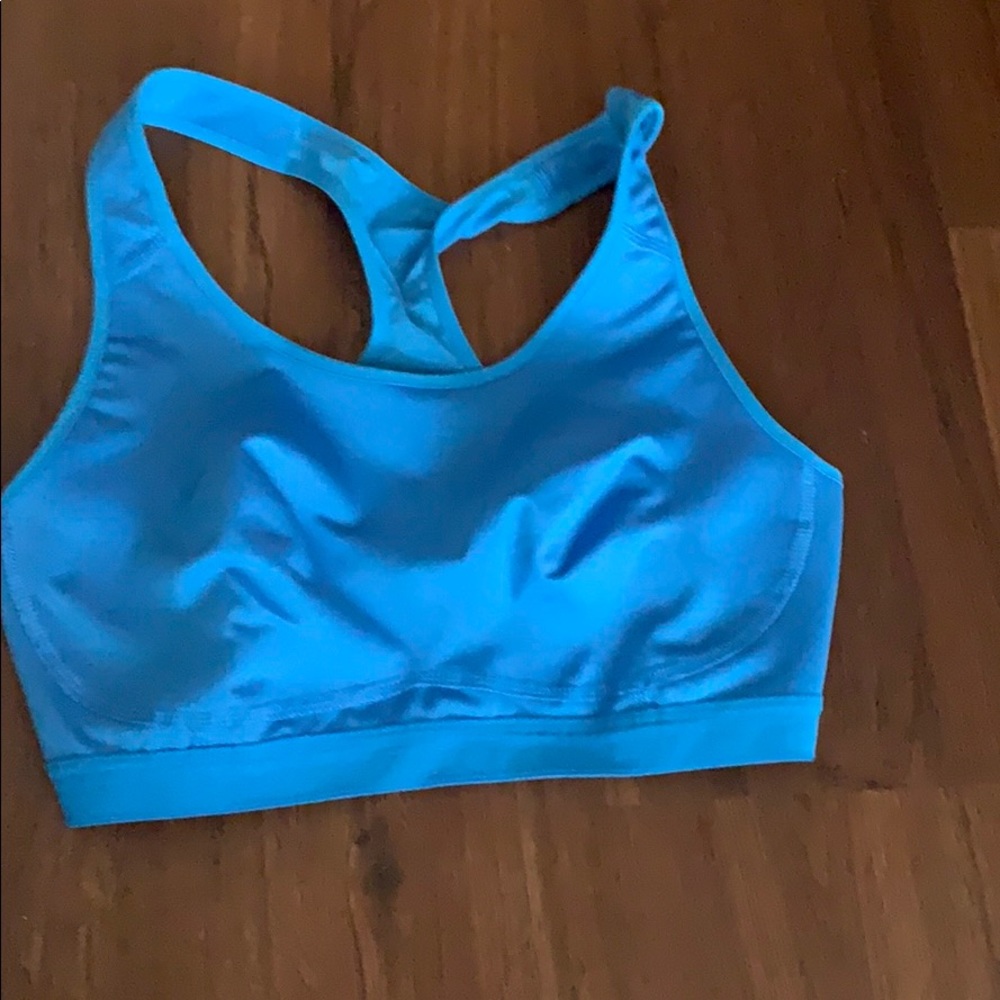 Size medium Nike sports bra